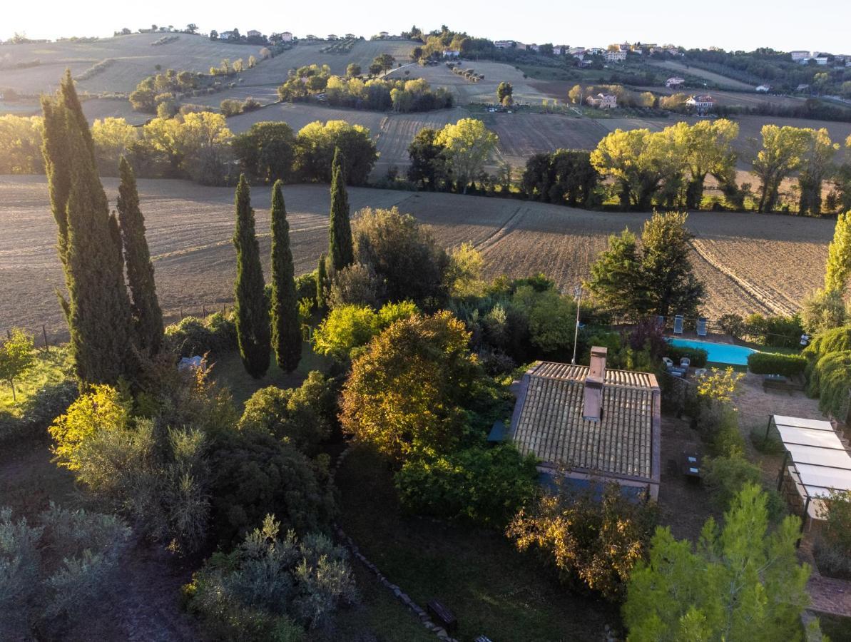 Casali Marchigiani - Ville Vacanza Private Con Piscina Ostra Zewnętrze zdjęcie