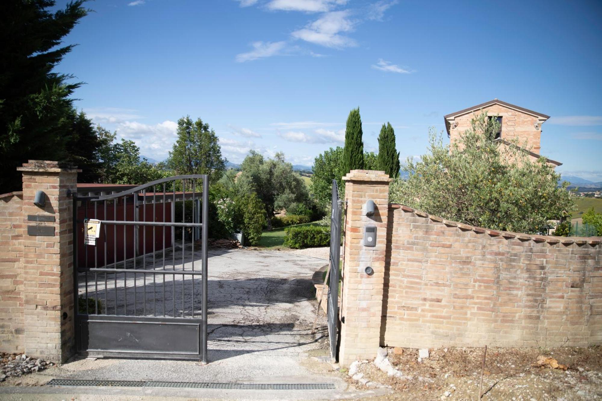 Casali Marchigiani - Ville Vacanza Private Con Piscina Ostra Zewnętrze zdjęcie