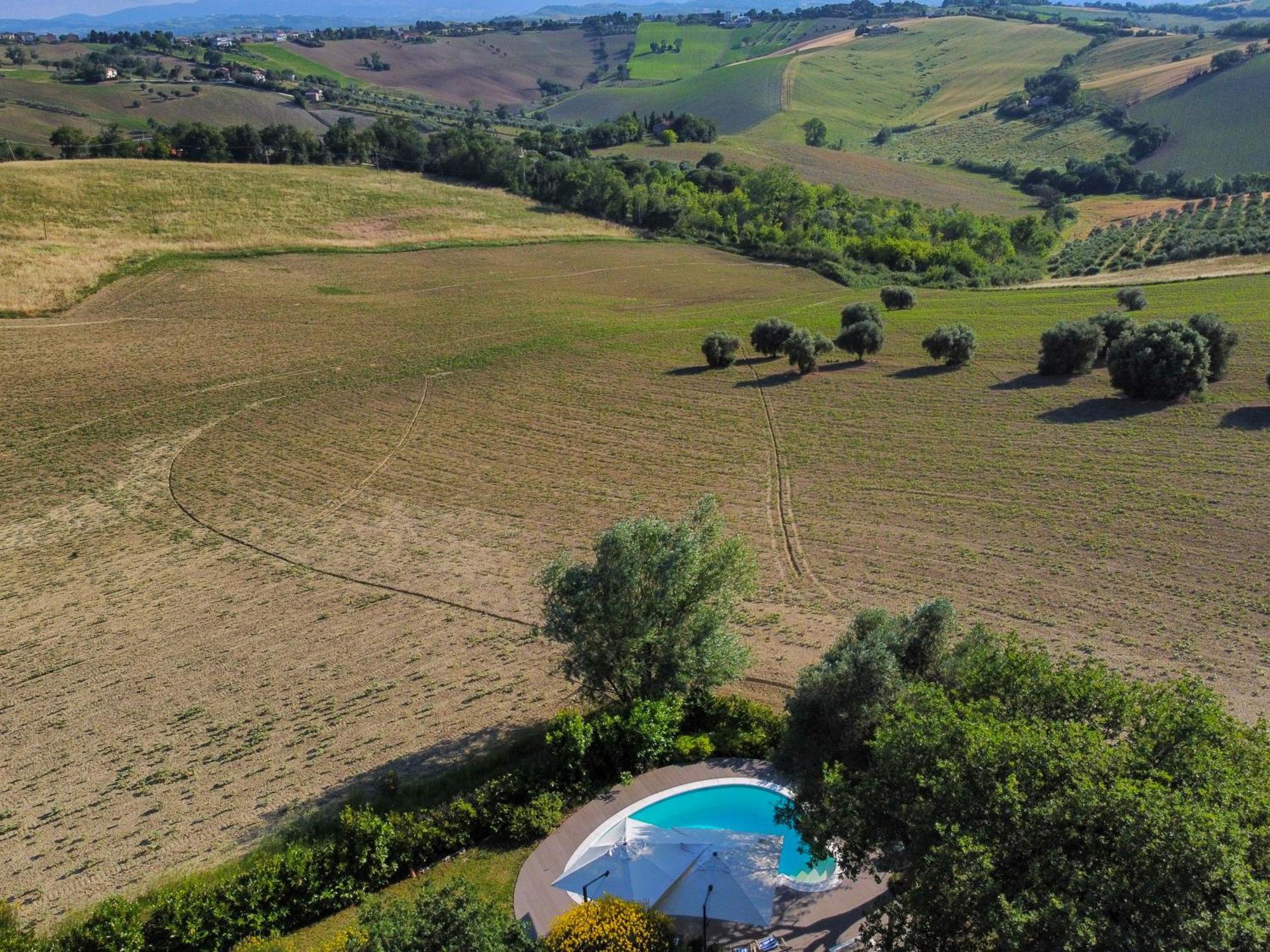 Casali Marchigiani - Ville Vacanza Private Con Piscina Ostra Zewnętrze zdjęcie