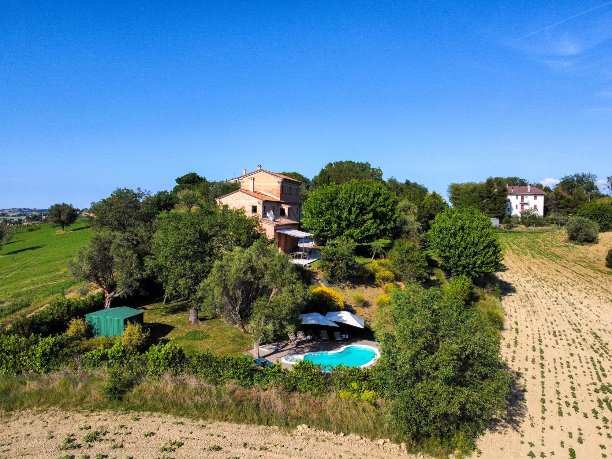 Casali Marchigiani - Ville Vacanza Private Con Piscina Ostra Zewnętrze zdjęcie